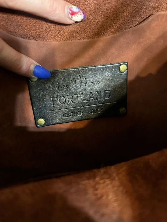 Women's Leather Tote Bag in Rustic Brown with Black Handles - Picture 5 of 5